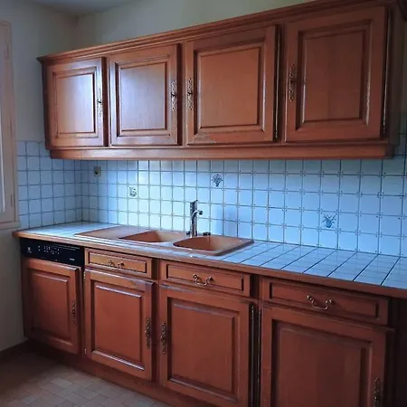 Дом отдыха Maison Familiale Entre Caen Et La Mer